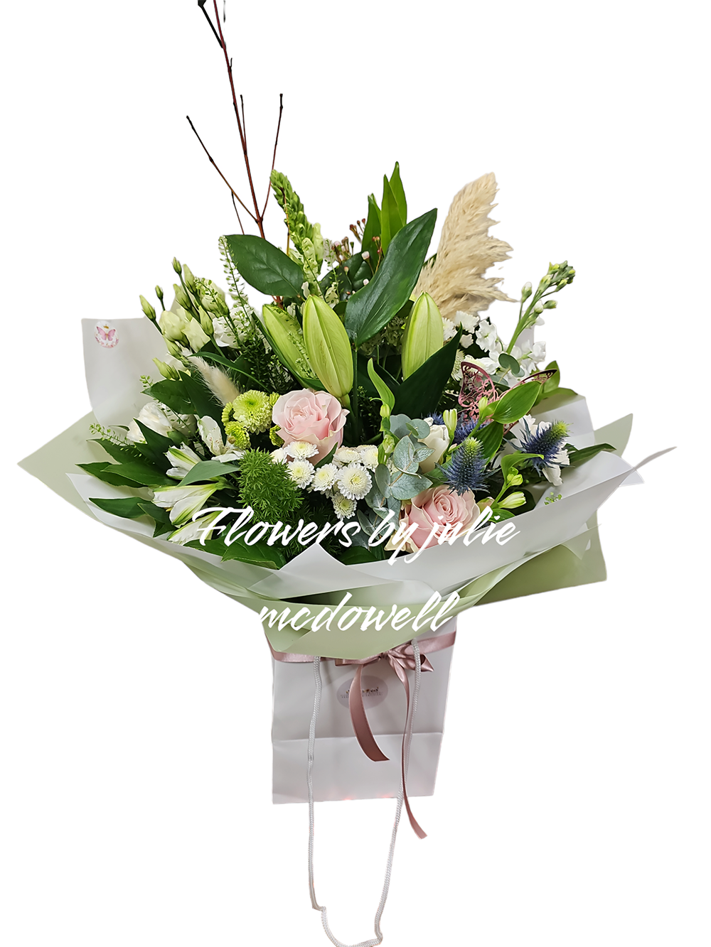 Handtie bouquet in water. 4 sizes available